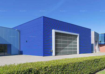 Промышленные ворота с панорамным остеклением Doorhan ISD02 (4400х4000)